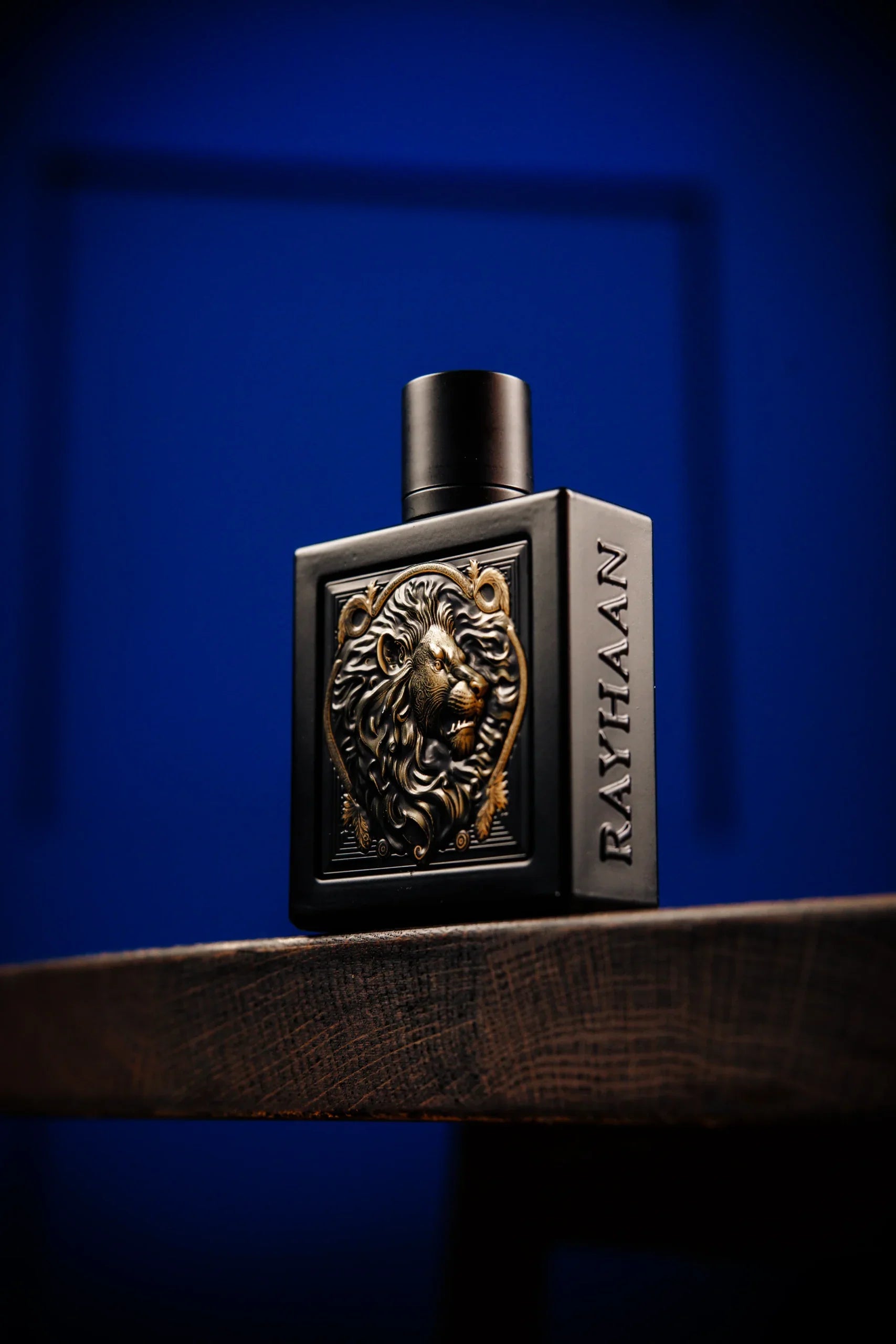 عطر ليون من ريحان – 100 مل | للرجال