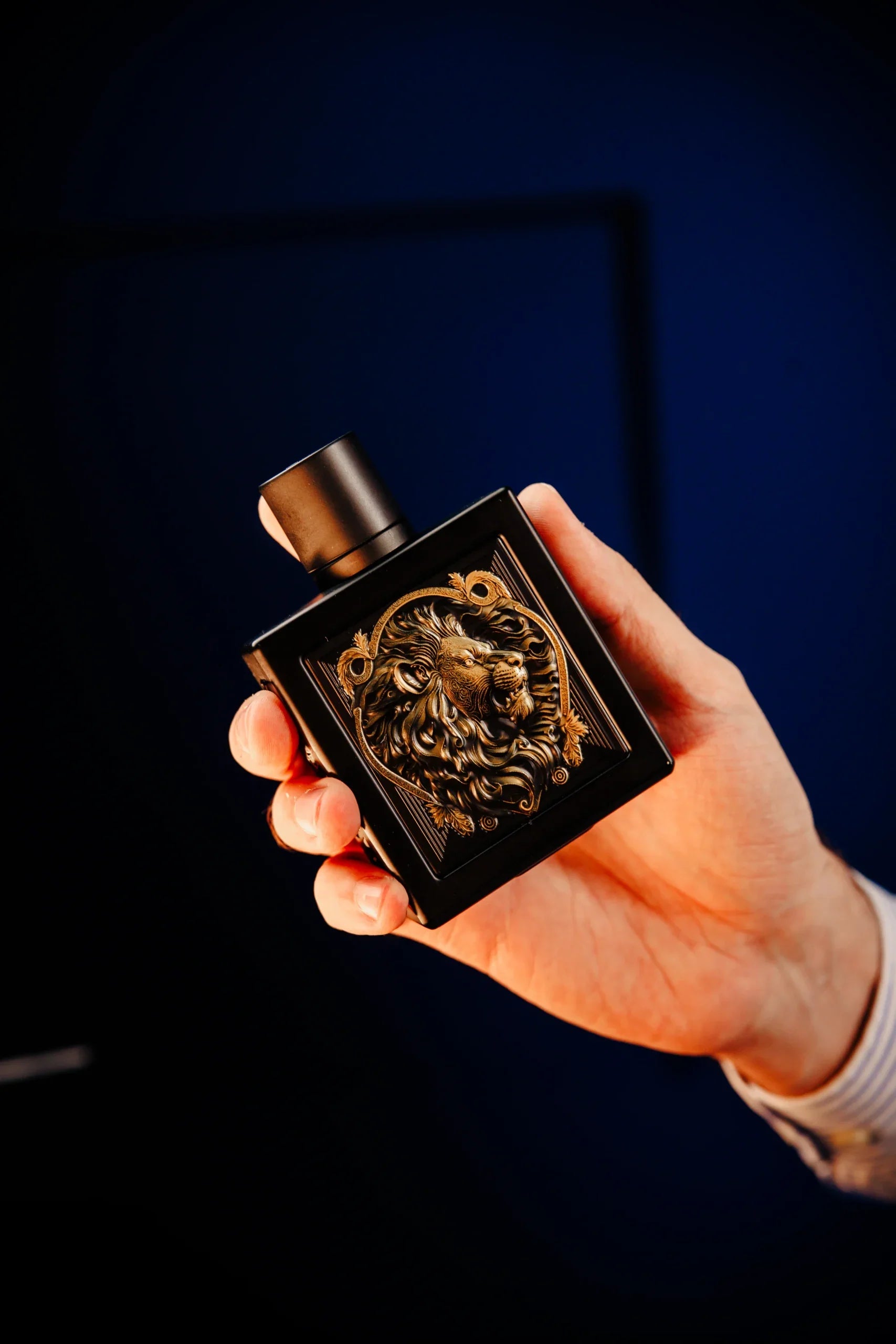 عطر ليون من ريحان – 100 مل | للرجال